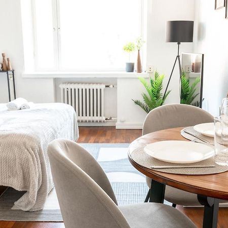 2Ndhomes Cozy Helsinki Center Studio With Park View מראה חיצוני תמונה